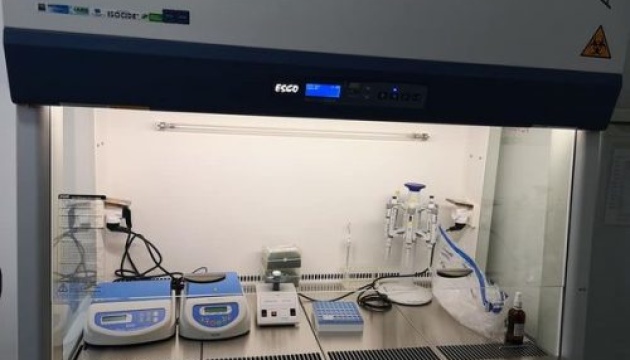 У Чернівцях відкрили нову лабораторію для тестування на COVID-19