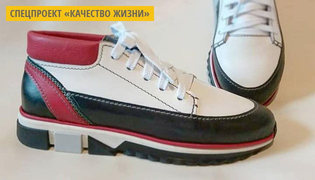 Художница из Прикарпатья наладила производство эксклюзивной обуви Художница из Прикарпатья наладила производство эксклюзивной обуви