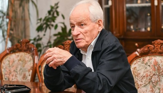 Помер батько власників ФК «Динамо» Михайло Суркіс Помер батько власників ФК «Динамо» Михайло Суркіс