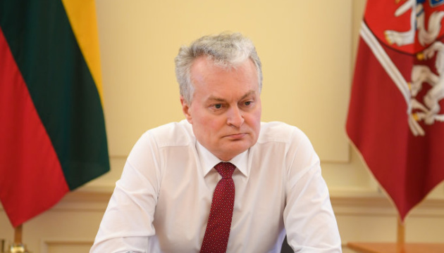 El presidente de Lituania insta a Ucrania que continúe su curso hacia la UE y la OTAN 