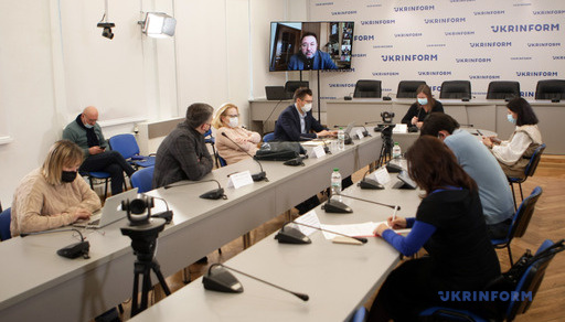 Публічне обговорення «Само- та співрегулювання медіа: виклики та рецепти для України»