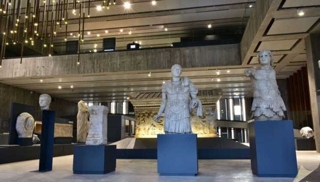 Відвідувачі музею Трої зможуть побачити процес реставрації артефактів