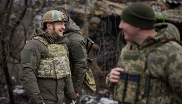 President visits front line in Donbas