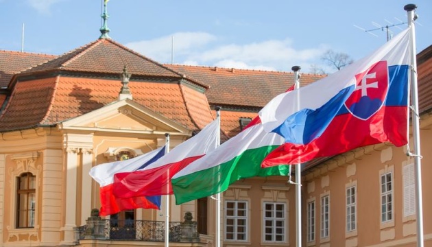 Прем’єри країн «Вишеграду» підтримали розширення ЄС та НАТО