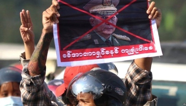 Канада ввела санкції проти військового керівництва М’янми
