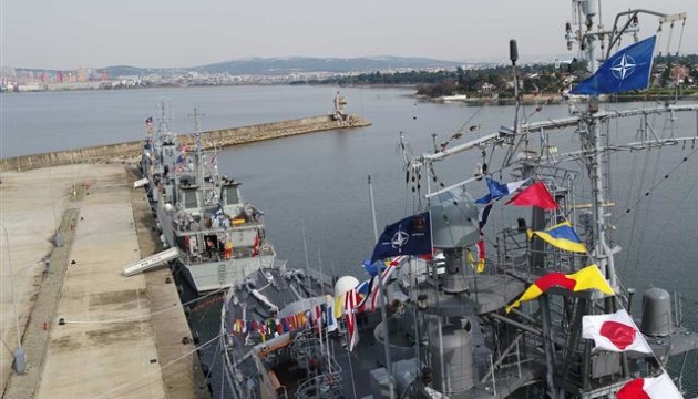 Група кораблів НАТО увійшла в Чорне море, де проведе спільні з Україною навчання
