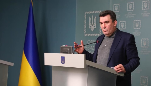 Danílov: Ucrania busca fortalecer la cooperación con los países bálticos en el campo de la ciberseguridad