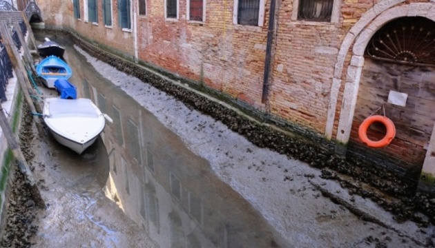 У Венеції висихають знамениті канали