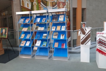 До Національної бібліотеки Білорусі передали українські книжки шрифтом Брайля