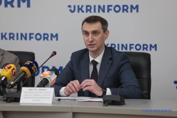 У МОЗ назвали вікові групи з найвищою COVID-смертністю та інфікуванням