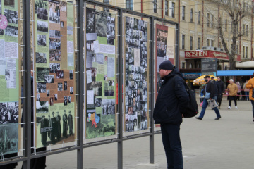 У Києві відкрилася виставка «До світла Воскресіння крізь терни катакомб»