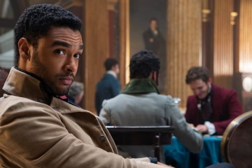 У сериала «Бриджертоны» будут еще два сезона