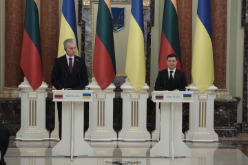Україні треба прискоритися з судовою реформою – президент Литви
