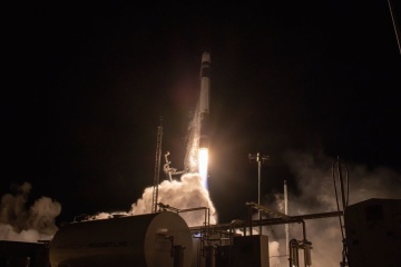 Rocket Lab запустила на орбіту ще сім супутників
