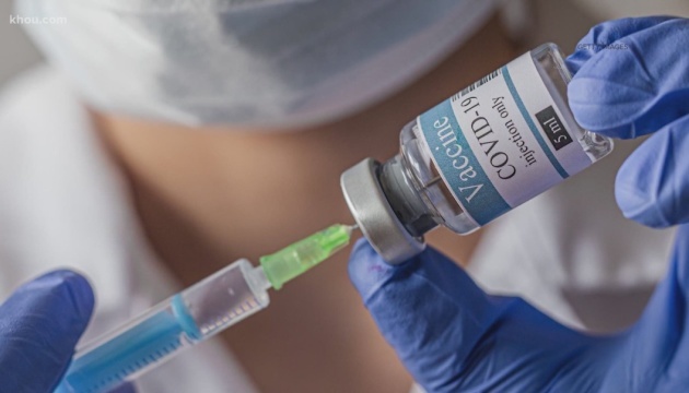 У Молдові стартувала COVID-вакцинація