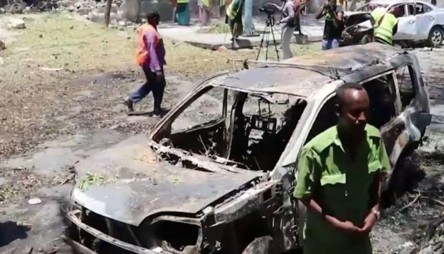 У Сомалі смертник підірвав авто з вибухівкою, 20 загиблих