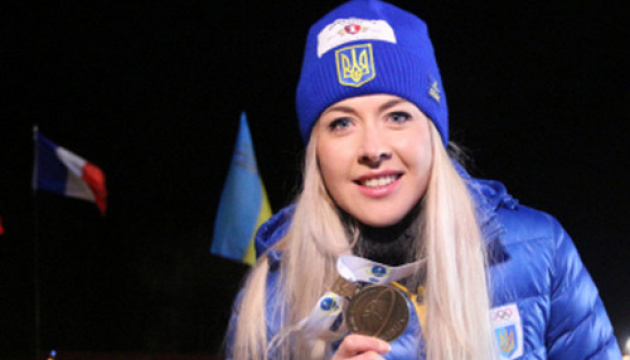 Yuliia Dzhima gana la plata en el sprint de la Copa del Mundo de Biatlón