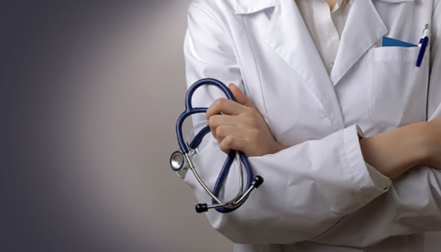 Зеленський обіцяє «мінімалку» для лікарів не менше 20 тисяч