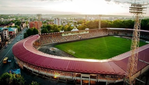 Польське місто розриває проєкт з Тернополем через стадіон Шухевича