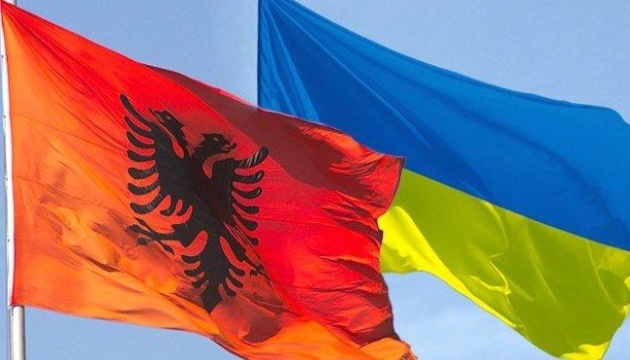 Ucrania y Albania decididas a desarrollar las relaciones bilaterales en el ámbito de la educación y la ciencia