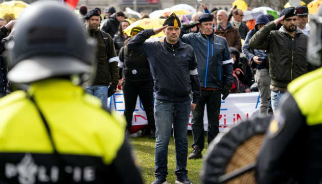 В Амстердамі поліція розігнала «коронавірусний» протест – були без масок