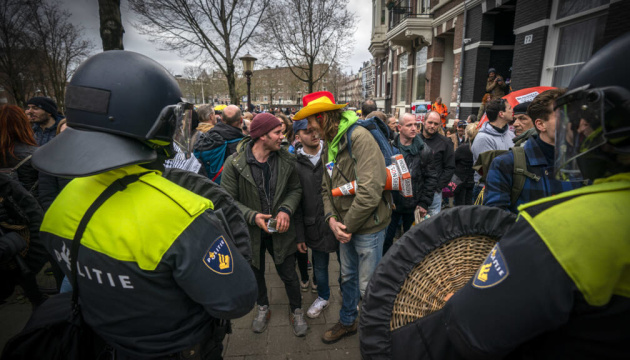 В Амстердамі затримали 58 учасників «коронавірусного» протесту
