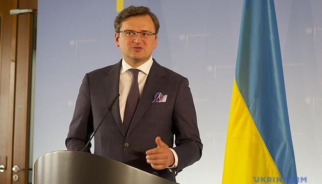 FM Kuleba: Russia must cease escalating military tensions