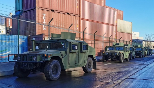 Another batch of 35 Humvee vehicles arrives in Ukraine from U.S.