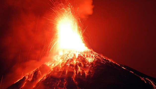 В Японії сталося виверження вулкана