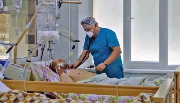 COVID-19 hospitalization rate exceeds norm in three regions of Ukraine