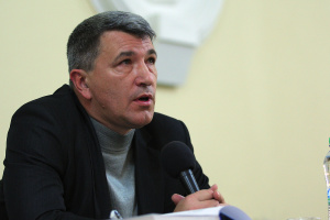 Олег Бажан, історик