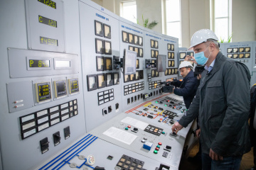 На Дарницкой ТЭЦ установили два новых электрофильтра газоочистки