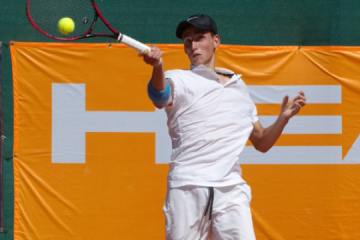 20-летний украинец Кравченко обыграл опытного француза на турнире ITF