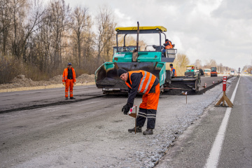 На Чернігівщині цьогоріч планують оновити 182 кілометри доріг держзначення