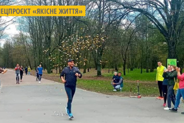 Чернігівець Павло Деркач пробіг свій сотий марафон