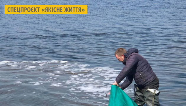 На Миколаївщині провели зариблення річки Інгул понад 2 тоннами молодняка