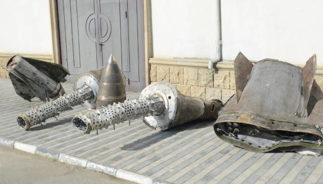 Карабаський конфлікт: у Баку показали знайдені у Шуші уламки російських «Іскандерів»