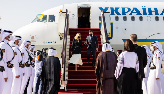 President of Ukraine, First Lady arrive in Qatar 