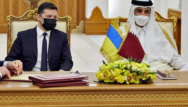 Ukrainian president meets with Emir of Qatar