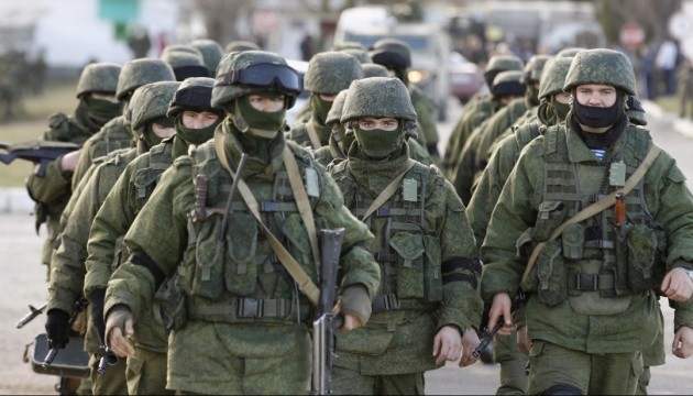 Росія перекидає до кордону з Україною військових з трьох округів – розвідка