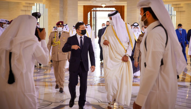 Візит до Катару: фундамент співпраці з ключовими партнерами