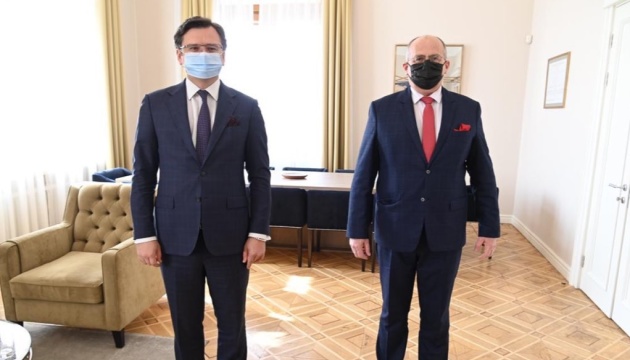 Foreign ministers of Ukraine and Poland discuss Russia’s escalating aggression