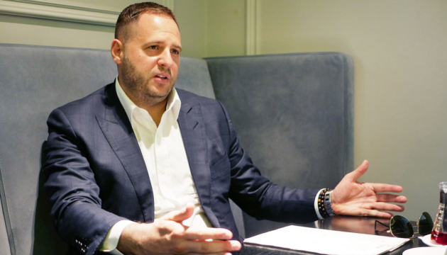 Andriy Yermak estime que les États-Unis devraient déployer des missiles Patriot en Ukraine Andriy Yermak estime que les États-Unis devraient déployer des missiles Patriot en Ukraine