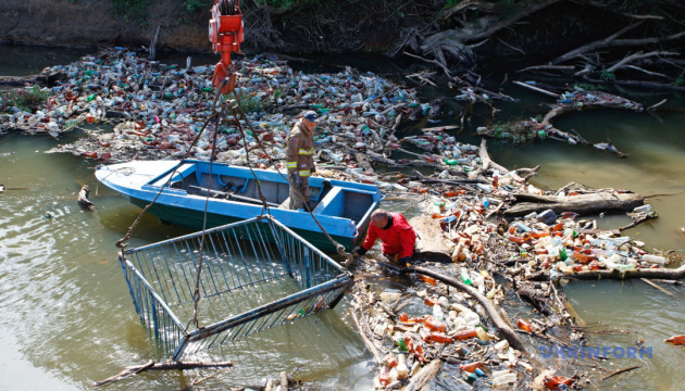 Сміттєва «вітрина» України