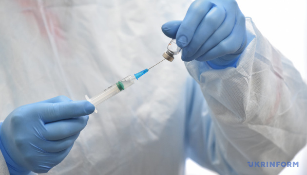 Вчені отримали нові дані про ефективність COVID-вакцини
