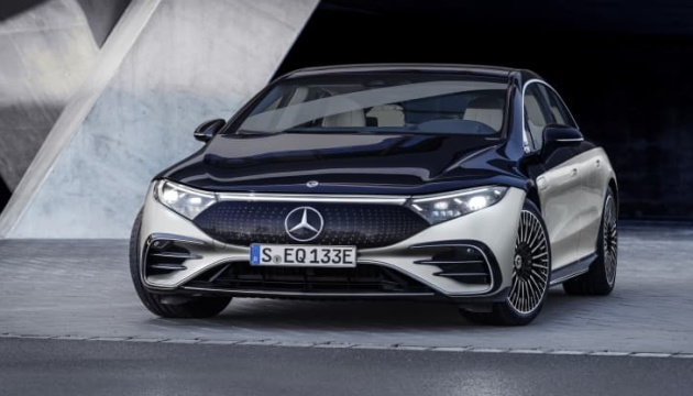 Mercedes-Benz представив флагманський електрокар