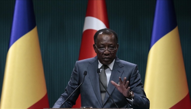 Президент Чада умер от ранений в боях с повстанцами