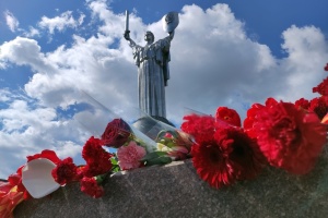 Les habitants de Kyiv ont honoré la mémoire des personnes tuées pendant la Seconde Guerre mondiale