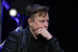 Маск за два дні втратив $50 мільярдів через падіння акцій Tesla