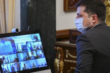Selenskyj will, dass meiste Ukrainer vor Unabhängigkeitstag gegen COVID geimpft werden